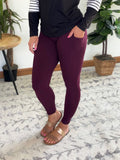 The Perfect Pocket Leggings in Wine